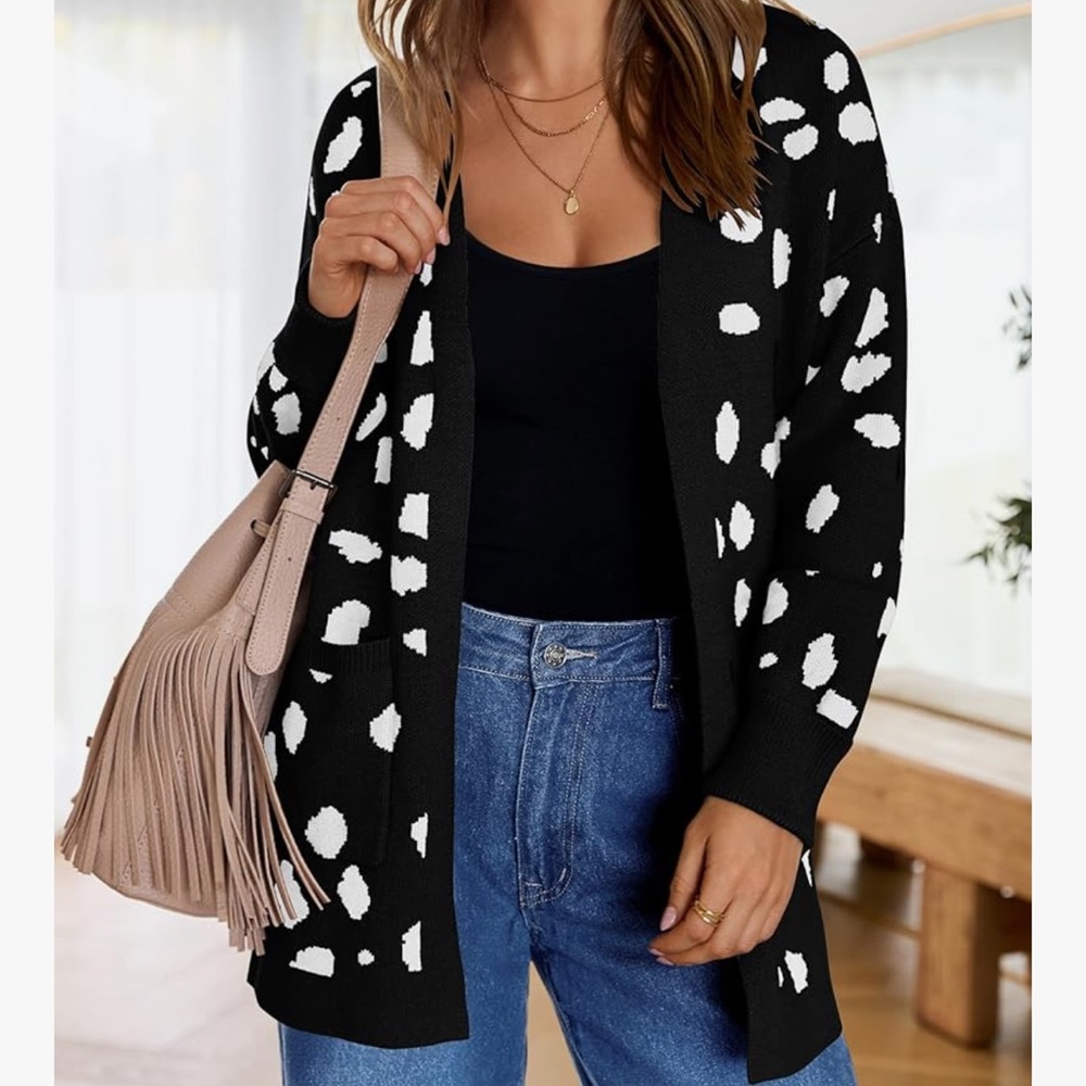 Stylish Black and White Women's Cardigan